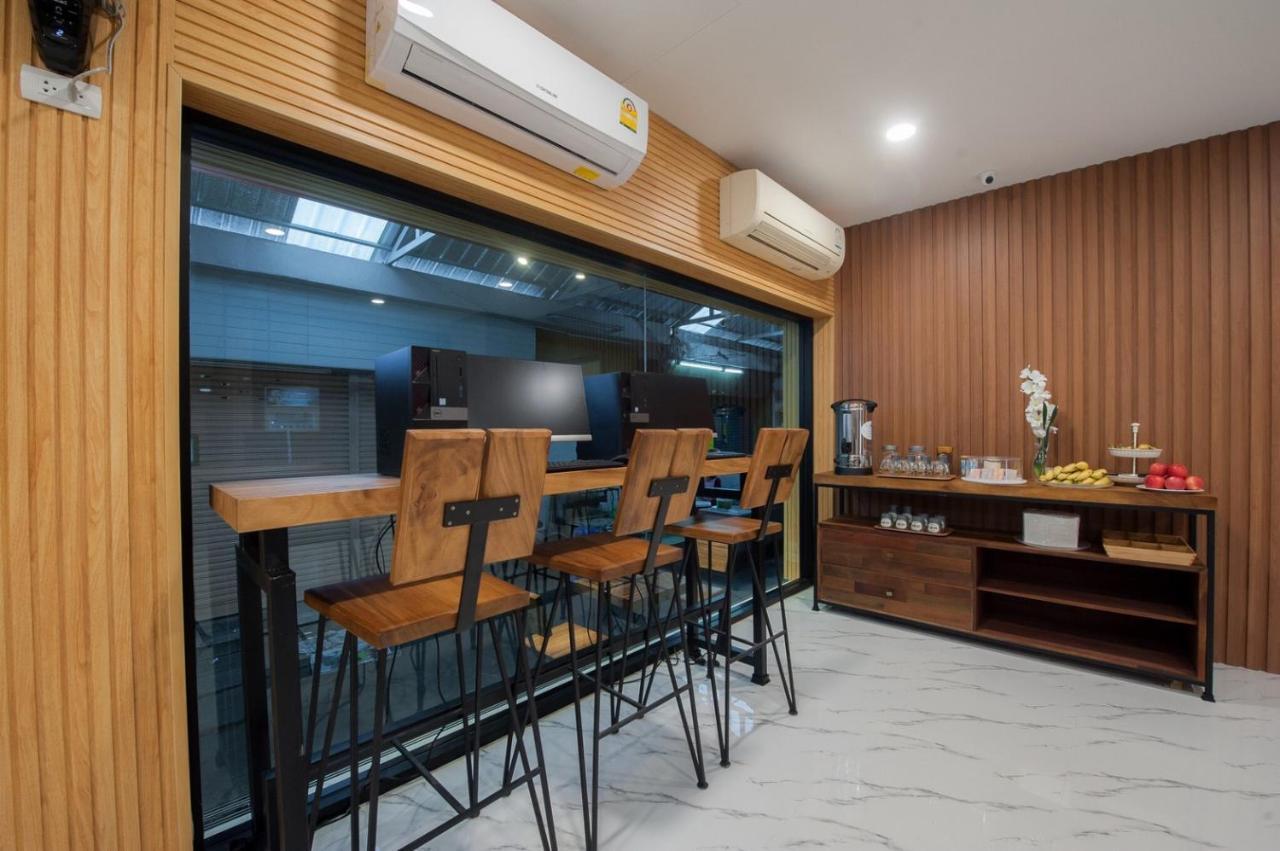 The Moon Night Hotel Μπανγκόκ Εξωτερικό φωτογραφία
